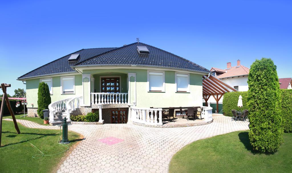 فندق Bo-Ni Vendeghaz Fertőd المظهر الخارجي الصورة